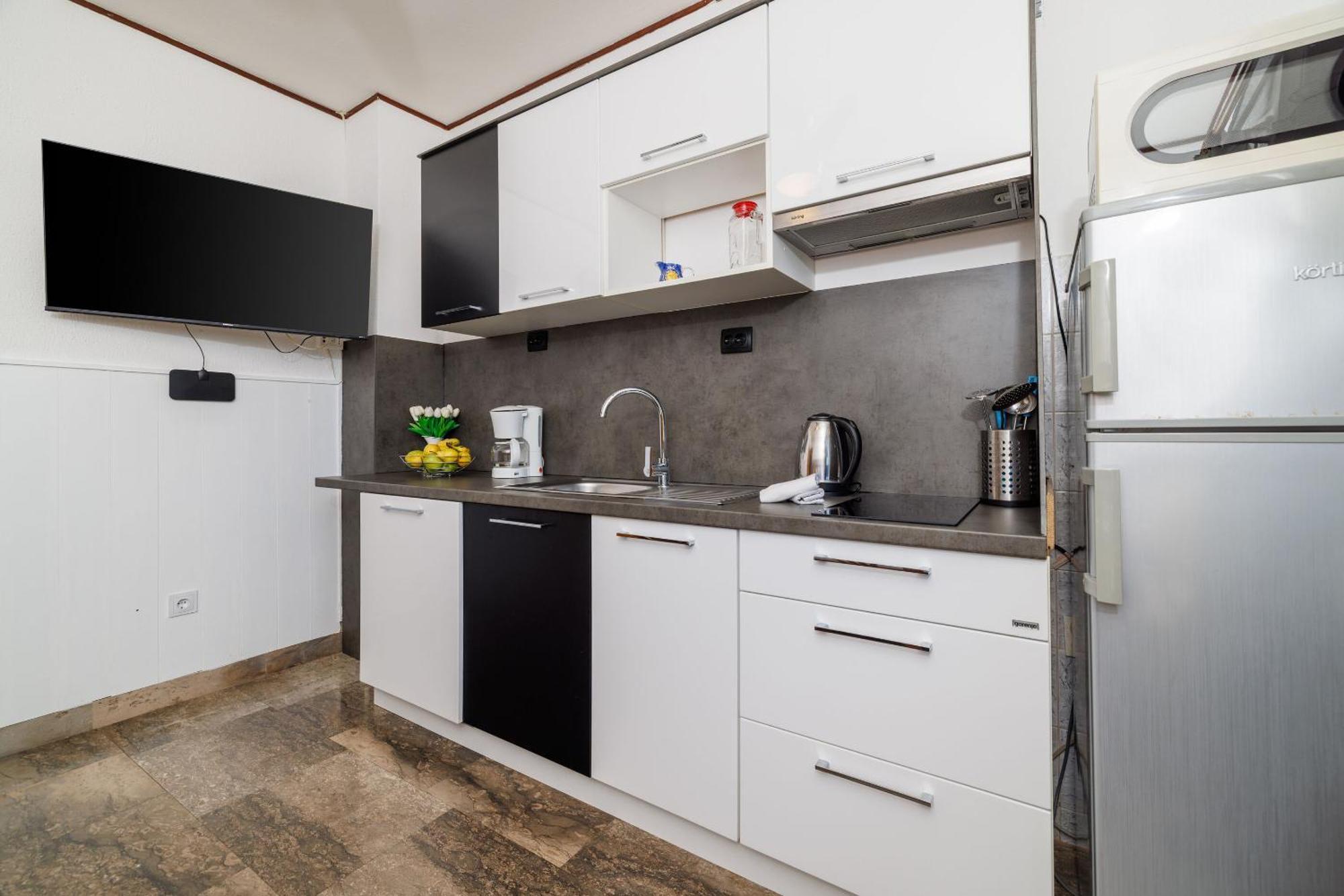 Apartment Petar Poljice Buitenkant foto