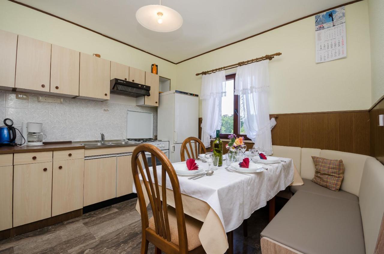 Apartment Petar Poljice Buitenkant foto